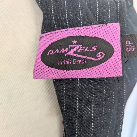 Damsels In The Dress Rockabilly Dress - Picture 2 of 4